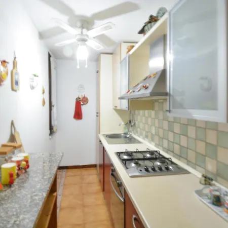 Apartment 2 Bedroom Stunning In Solanas