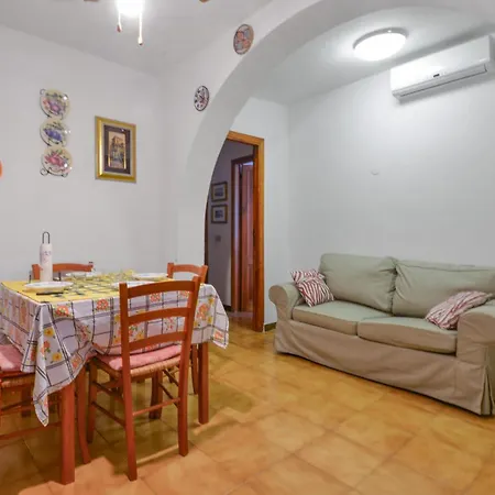 2 Bedroom Stunning In Solanas *